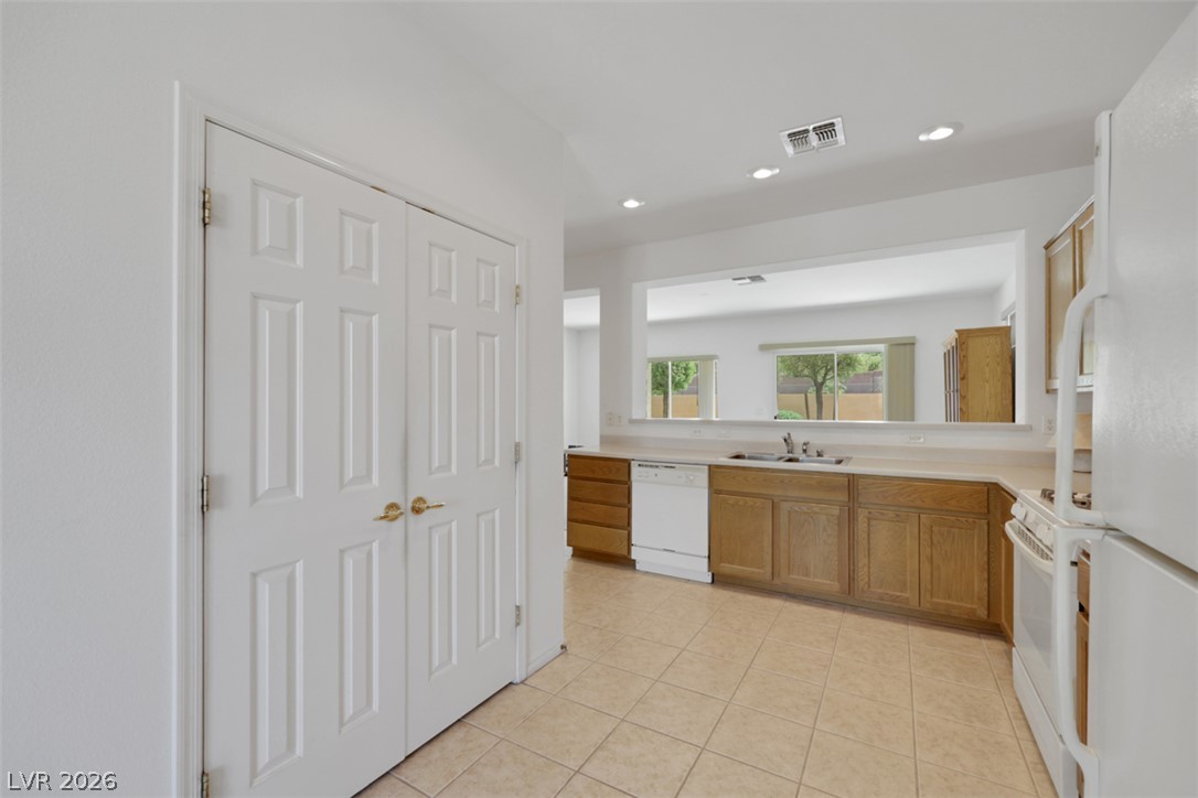 2943 Maffie Street Property Photo 15