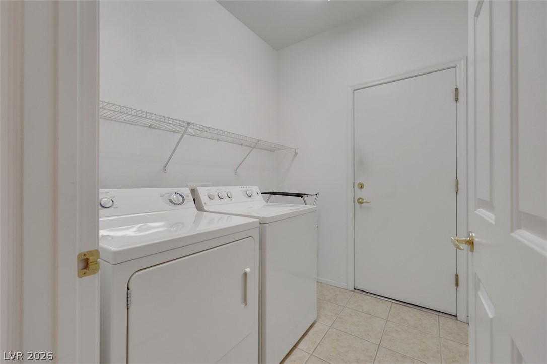 2943 Maffie Street Property Photo 22