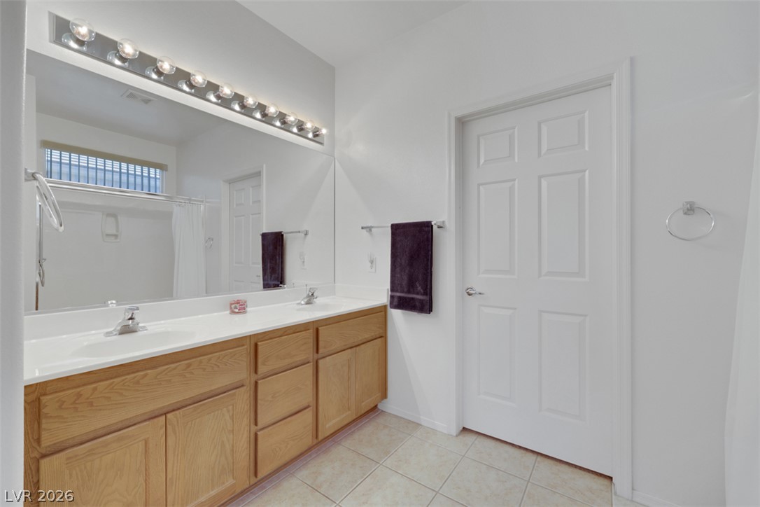 2943 Maffie Street Property Photo 28