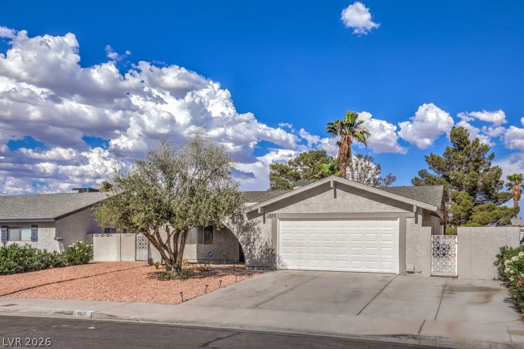 2792528 Property Photo 2