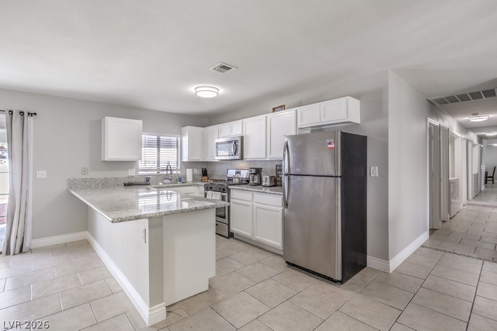 2792528 Property Photo 12