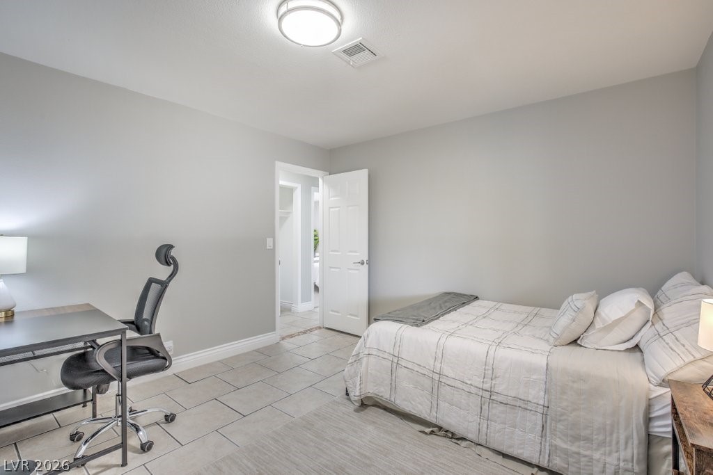 2792528 Property Photo 28