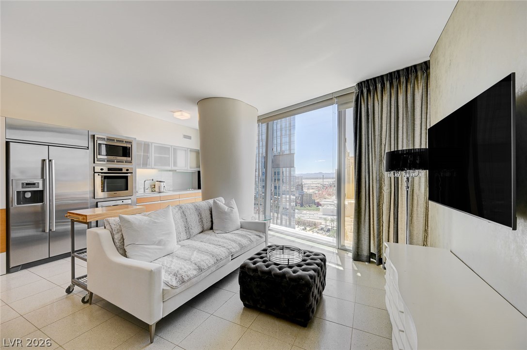 3726 Las Vegas Boulevard 2007 Property Photo 3