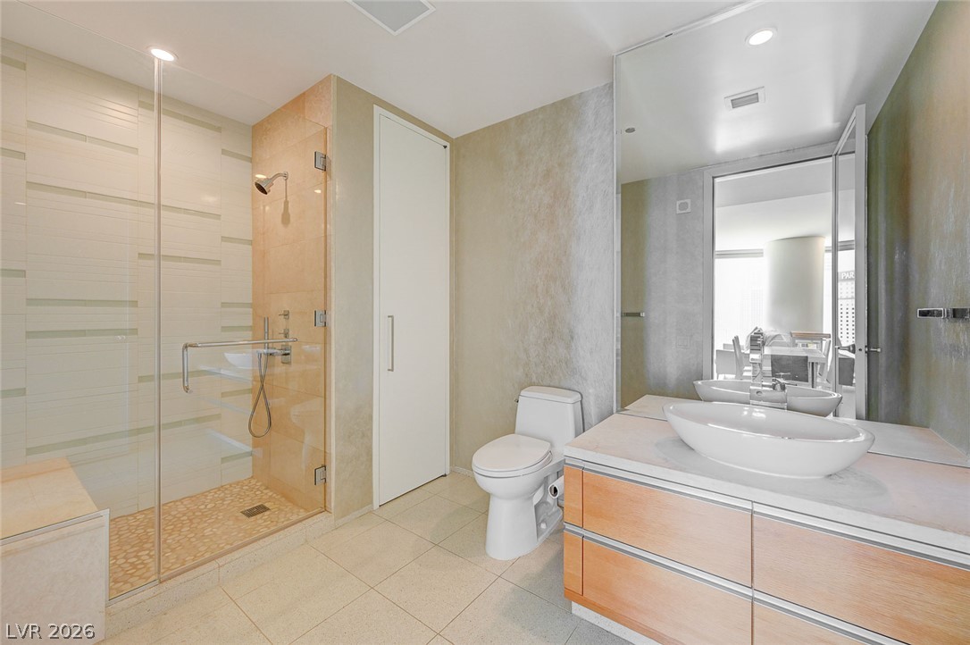 3726 Las Vegas Boulevard 2007 Property Photo 20