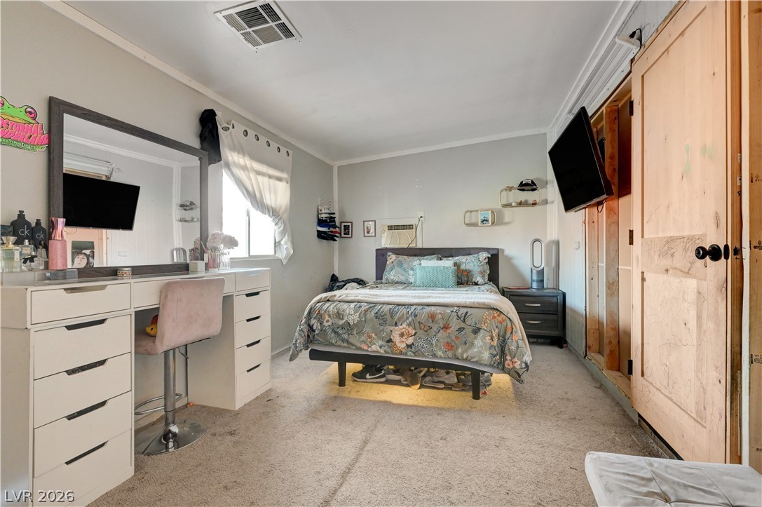 2124 Kenneth Road Property Photo 17