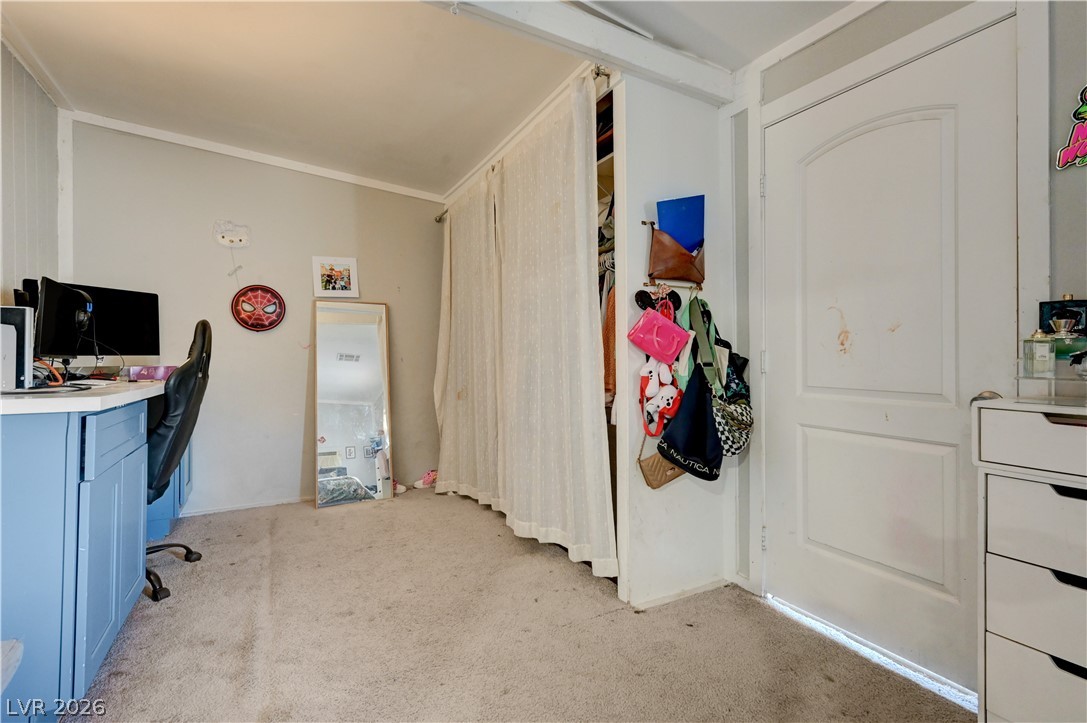 2124 Kenneth Road Property Photo 20