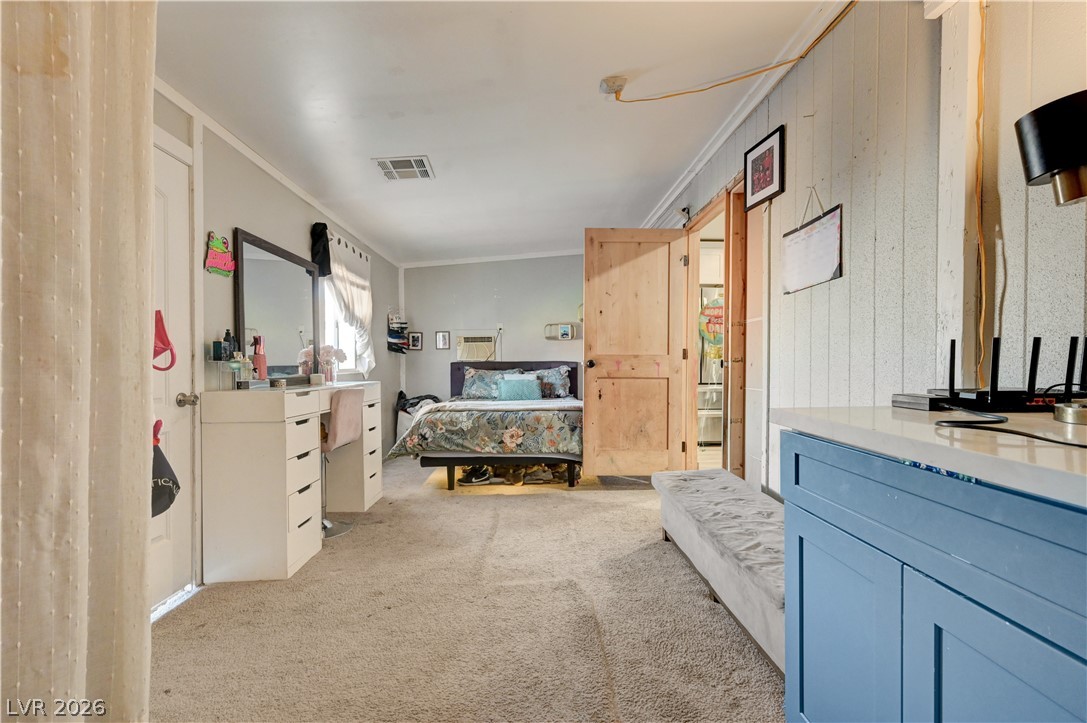 2124 Kenneth Road Property Photo 21