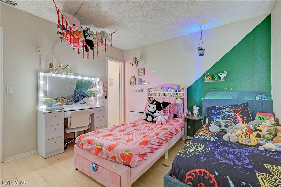 2124 Kenneth Road Property Photo 34