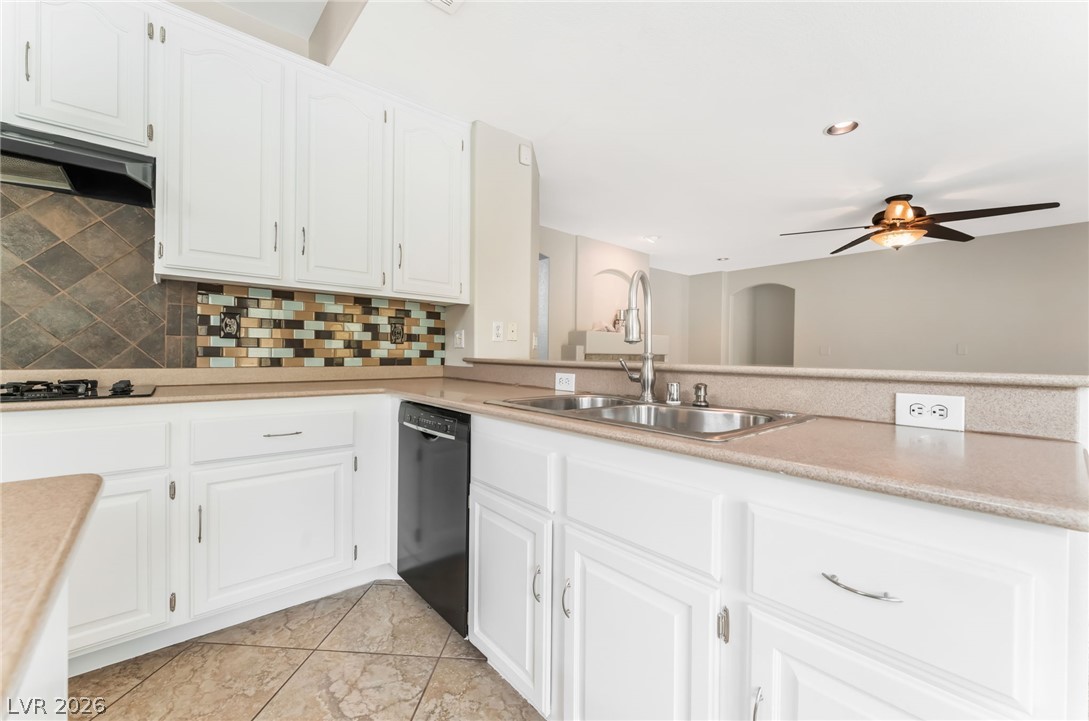 1733 Tesara Vista Place Property Photo 10