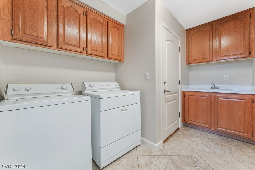 1733 Tesara Vista Place Property Photo 35