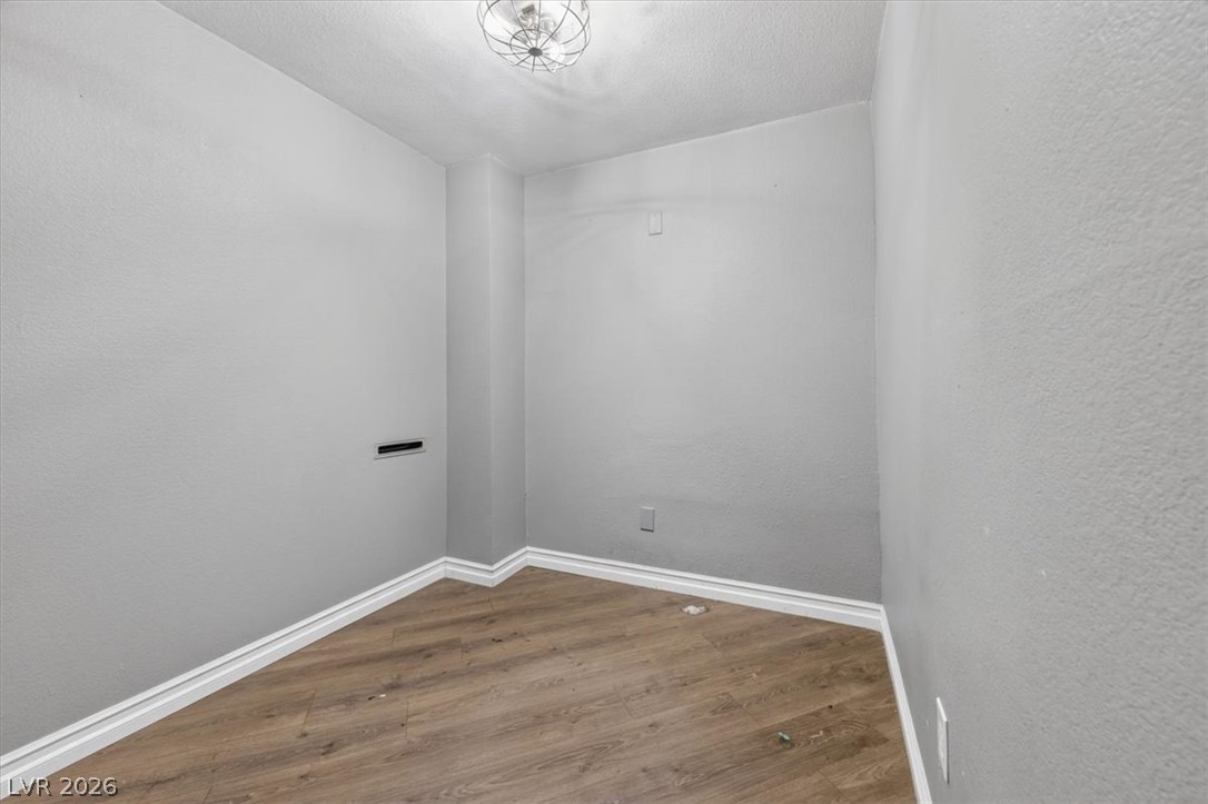 3137 Bel Air Drive Property Photo 16
