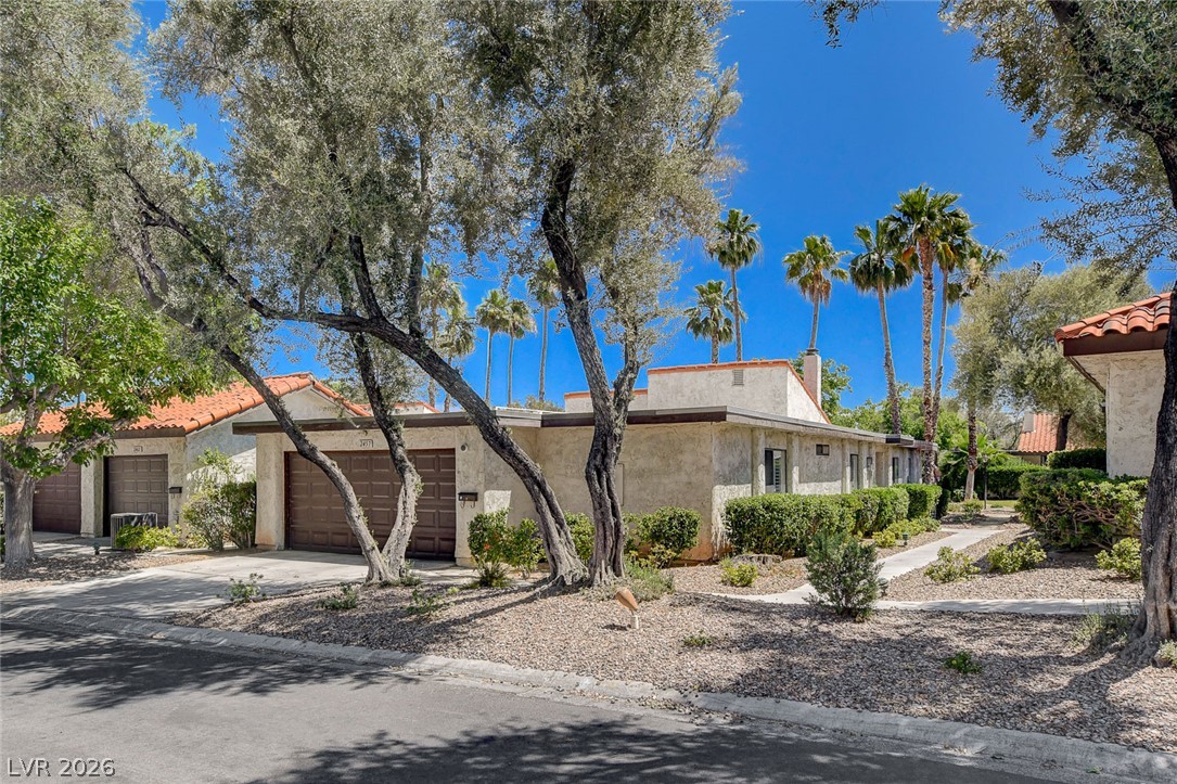 2457 El Paseo Circle Property Photo