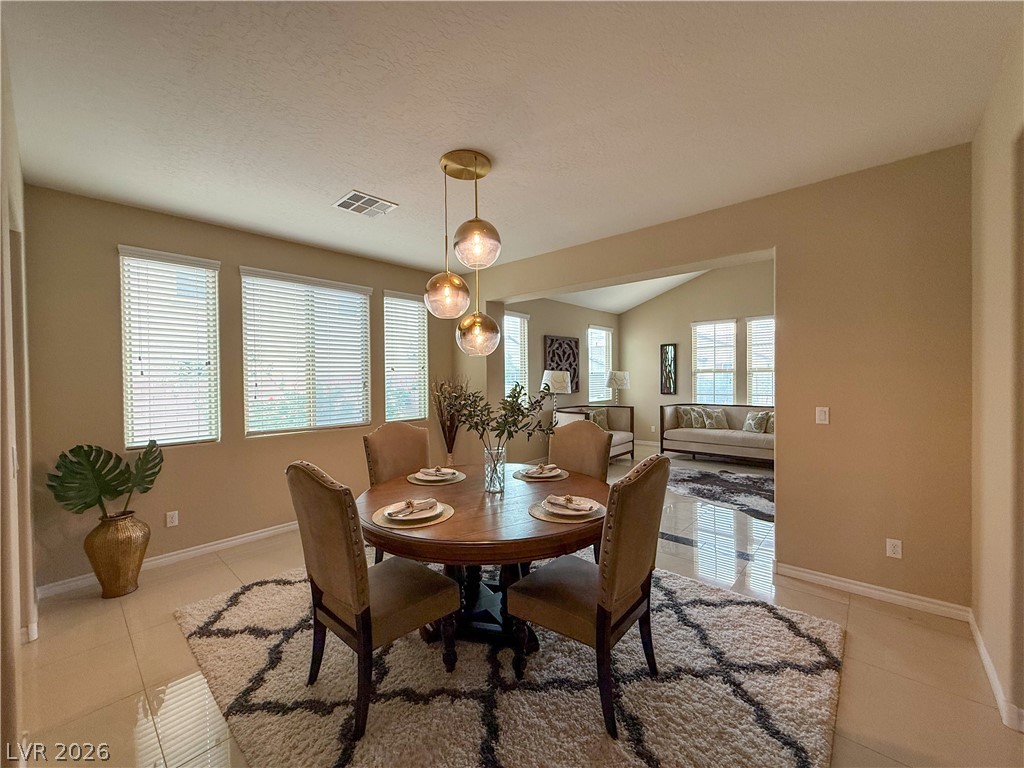 7276 White Bloom Avenue Property Photo 4
