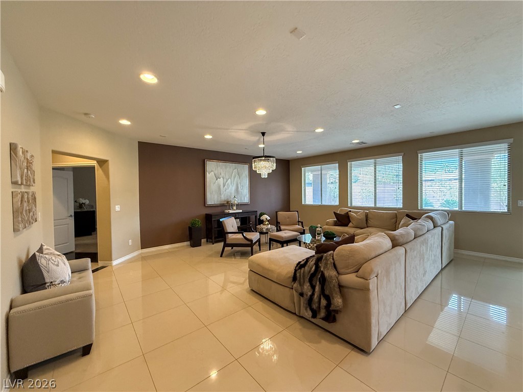 7276 White Bloom Avenue Property Photo 14