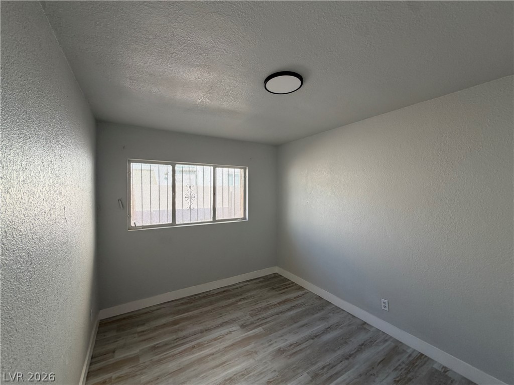 2111 Stewart Avenue B Property Photo 23