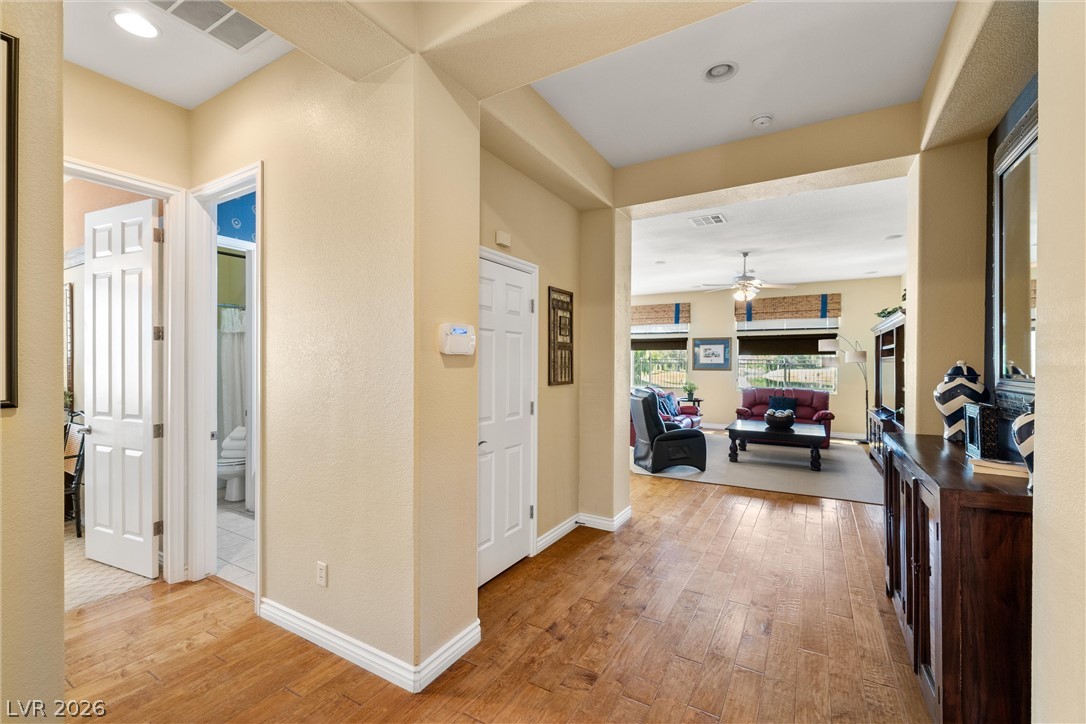 5747 Jaborandi Avenue Property Photo 9