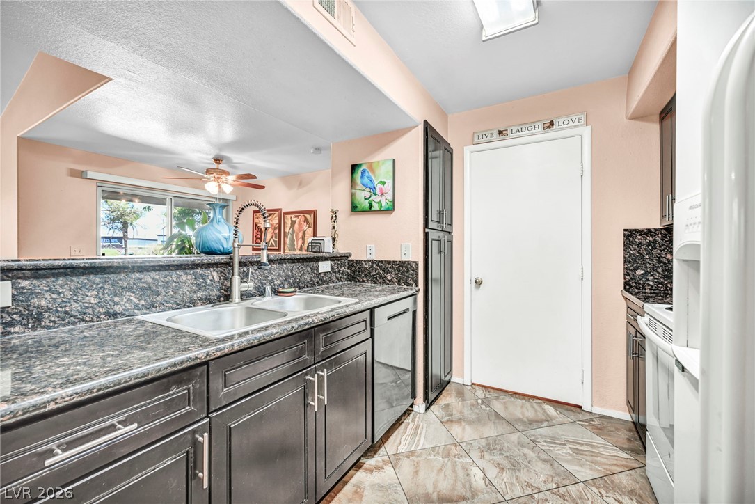 2300 East Silverado Ranch Boulevard 2033 Property Photo 7