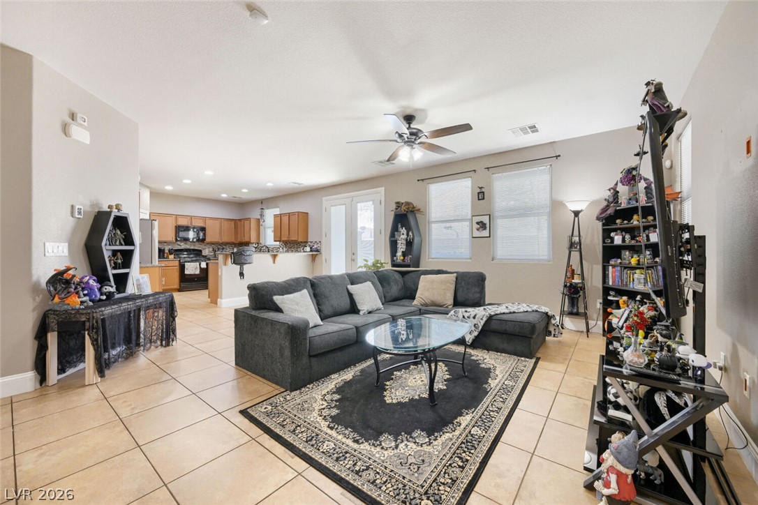 6841 Compass Cove Avenue Property Photo 23
