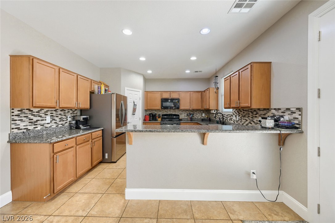 6841 Compass Cove Avenue Property Photo 24