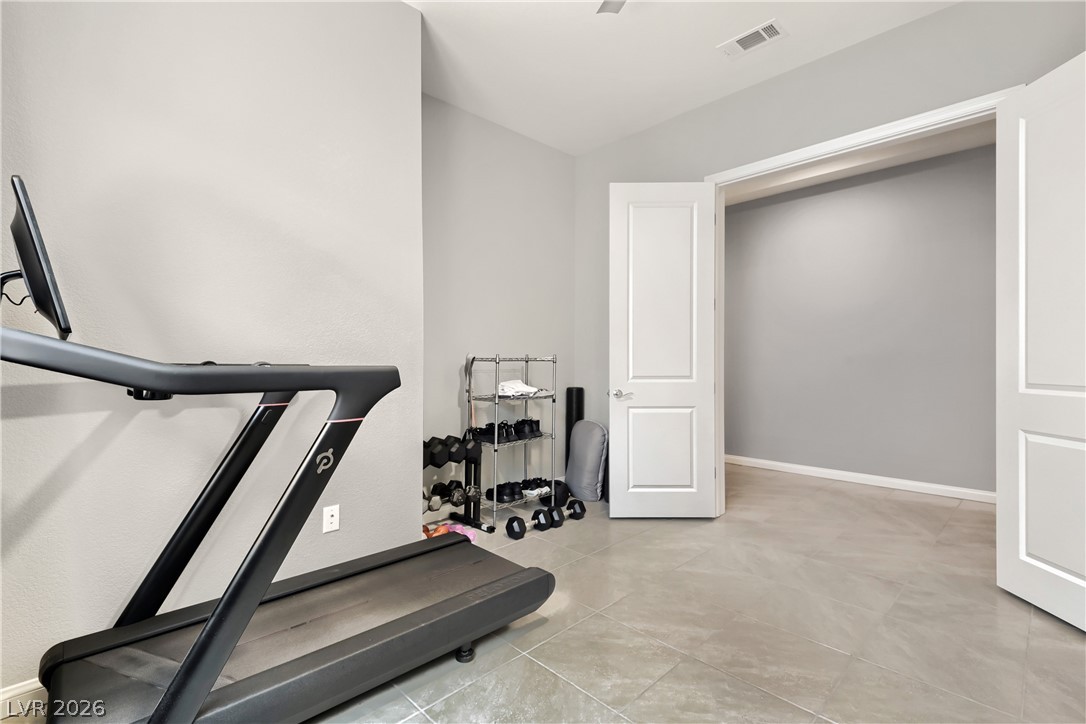 10231 Tidal Force Street Property Photo 13