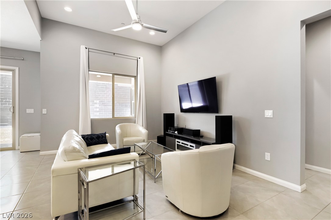 10231 Tidal Force Street Property Photo 16