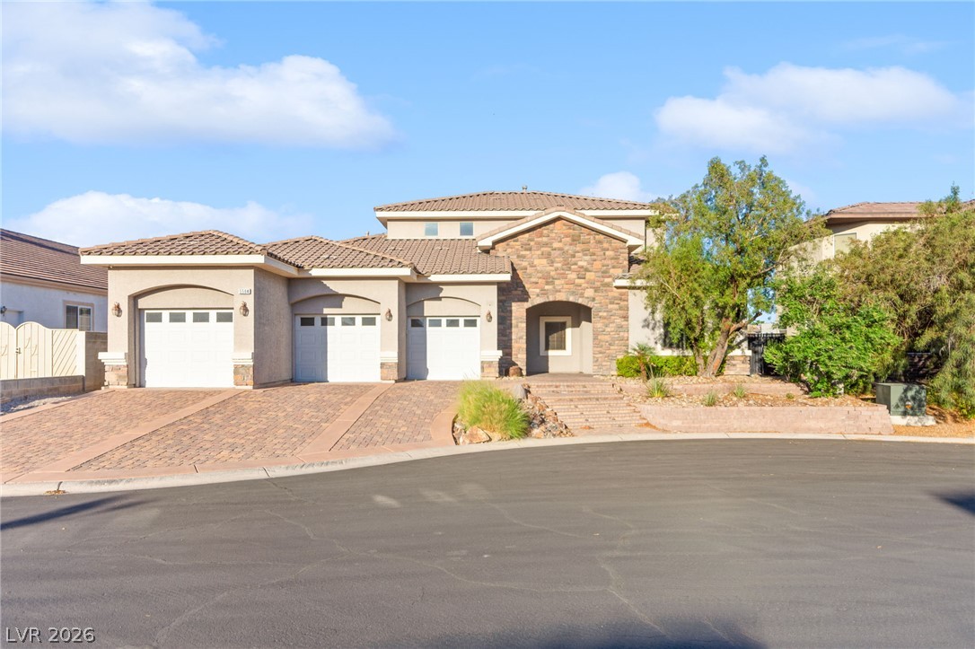 5584 Hawley Court Property Photo 7