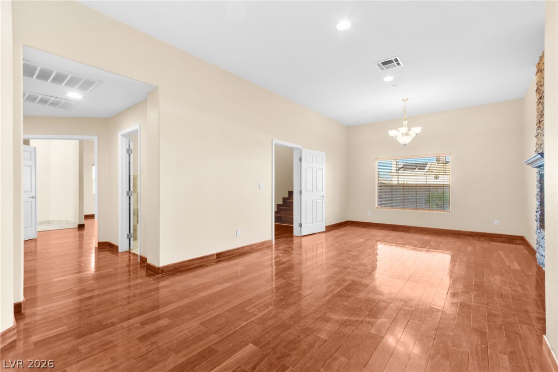 5584 Hawley Court Property Photo 10