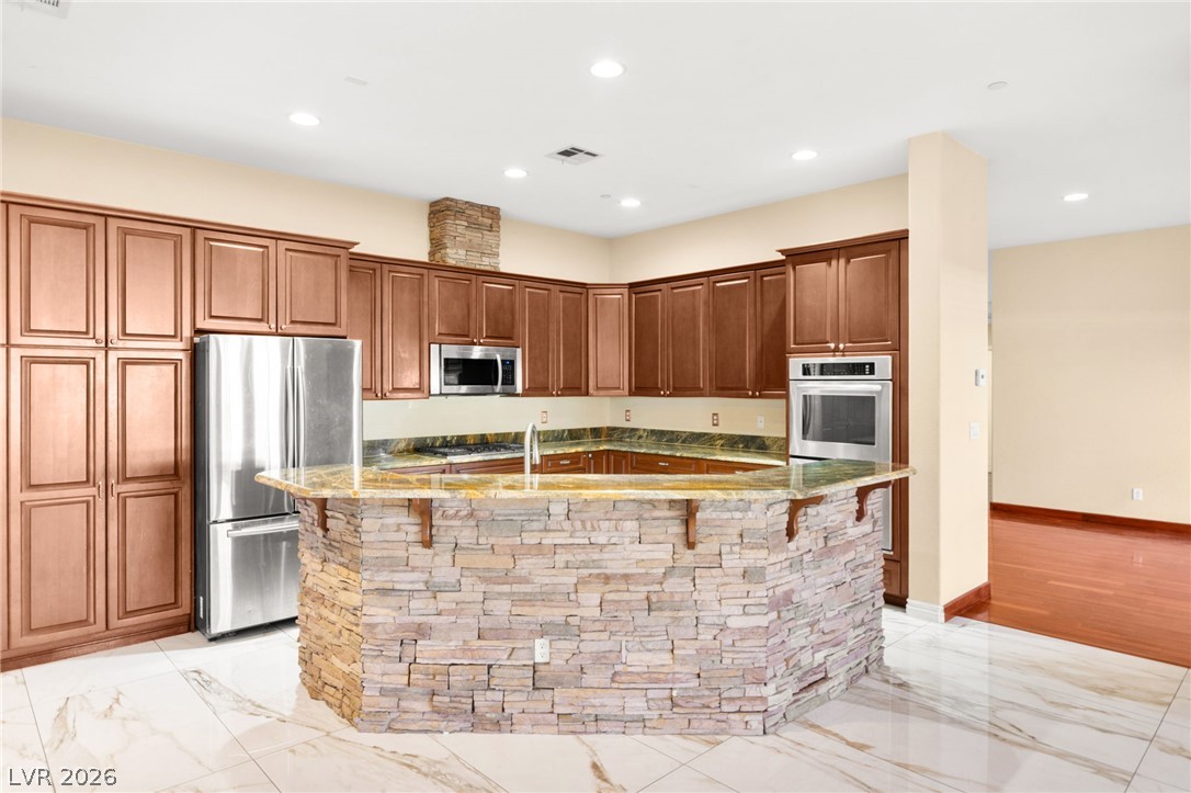 5584 Hawley Court Property Photo 15