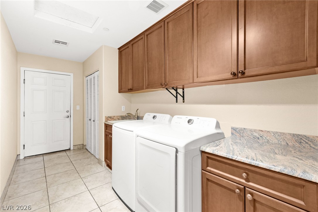 5584 Hawley Court Property Photo 26