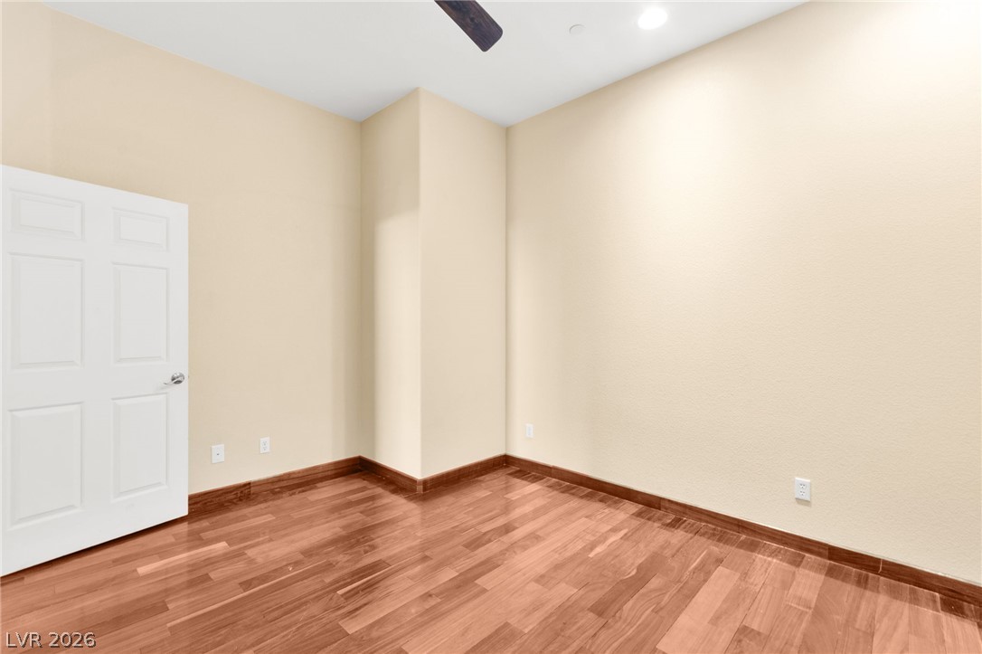 5584 Hawley Court Property Photo 29