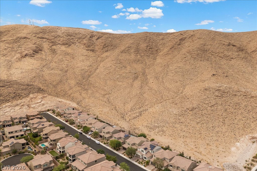 12723 Coastline Shadow Street Property Photo 3