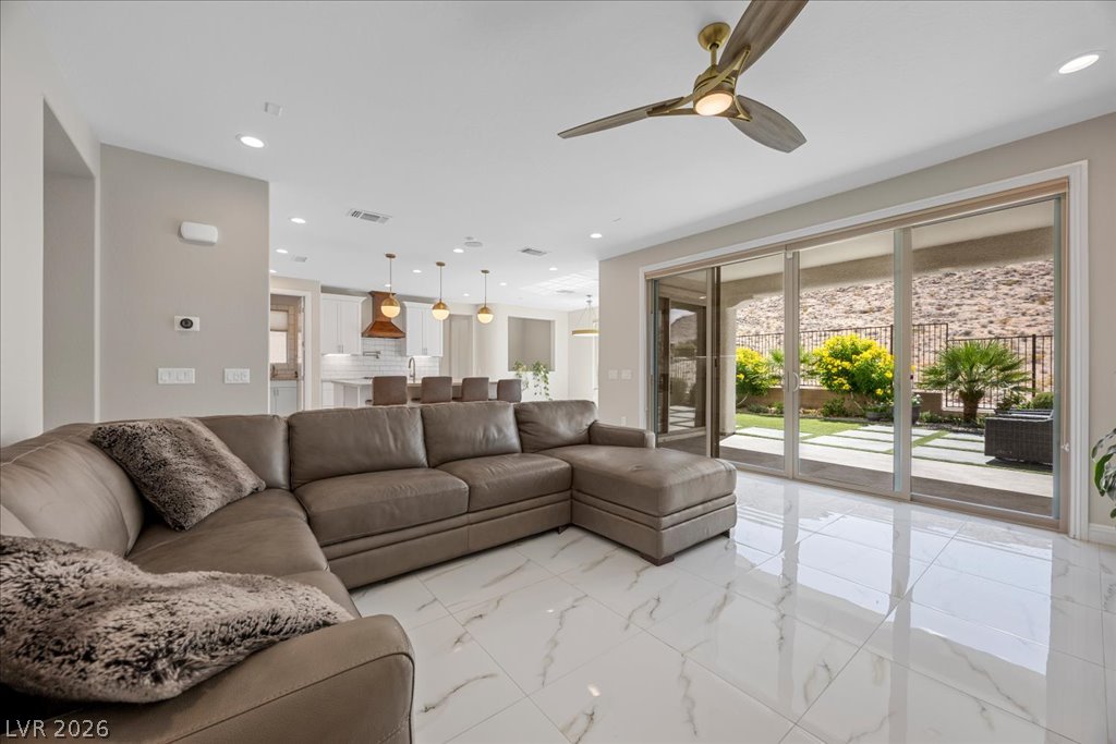 12723 Coastline Shadow Street Property Photo 8