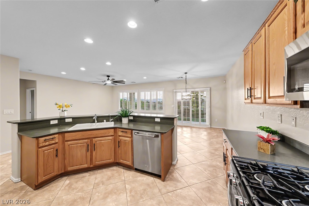 2576 Jada Drive Property Photo 18