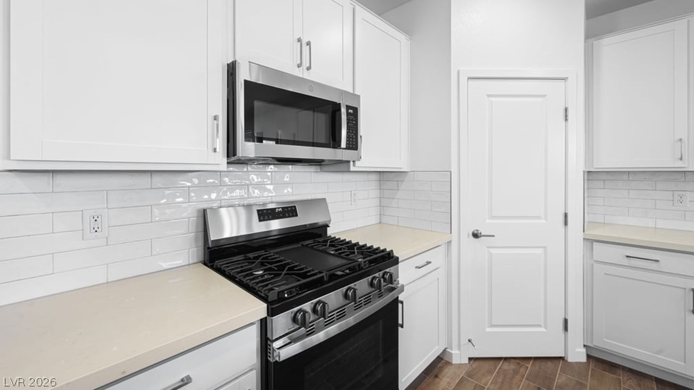 653 Semitone Lane Property Photo 7