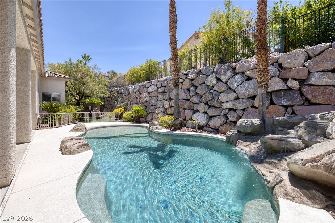 1339 Calle Calma Property Photo 18