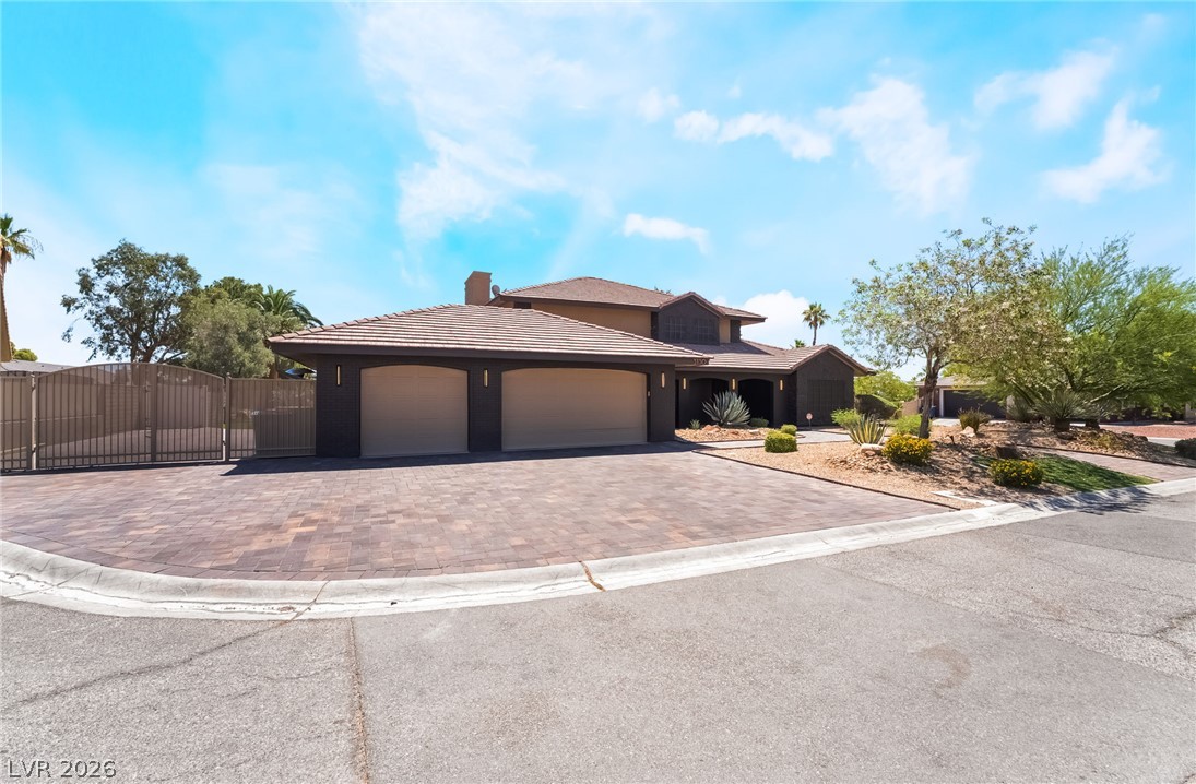 3130 Appleblossom Circle Property Photo 4