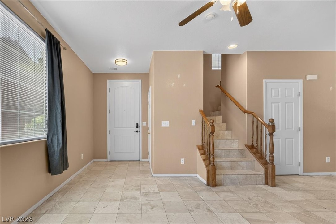 7949 Violet Dawn Street Property Photo 6