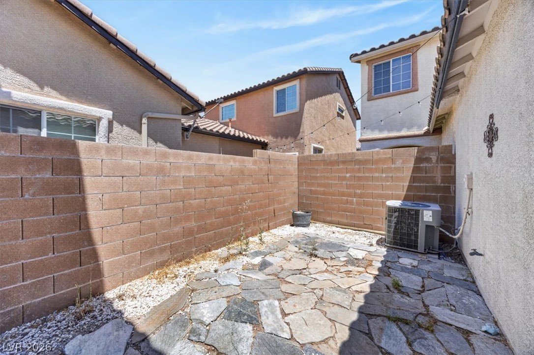 7949 Violet Dawn Street Property Photo 32