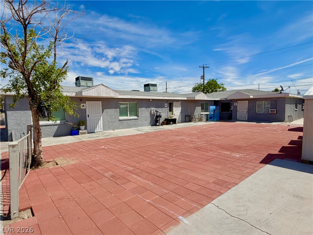 2536 Carroll Street Property Photo 1