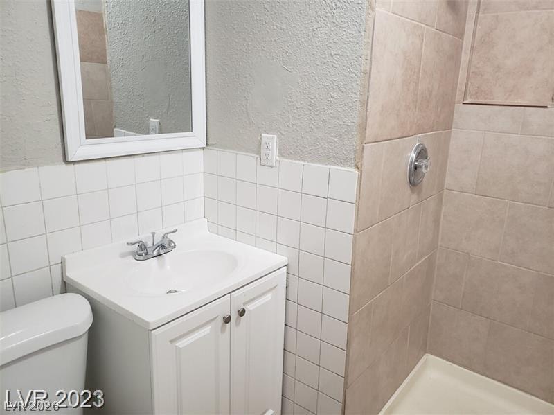 2536 Carroll Street Property Photo 5