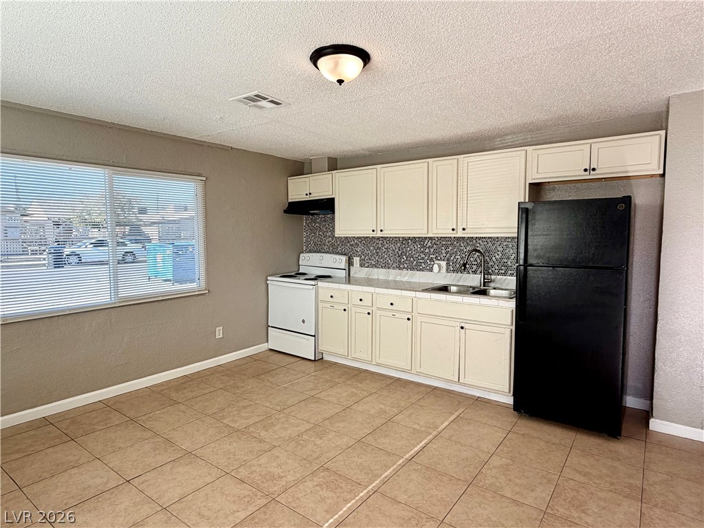 2536 Carroll Street Property Photo 13