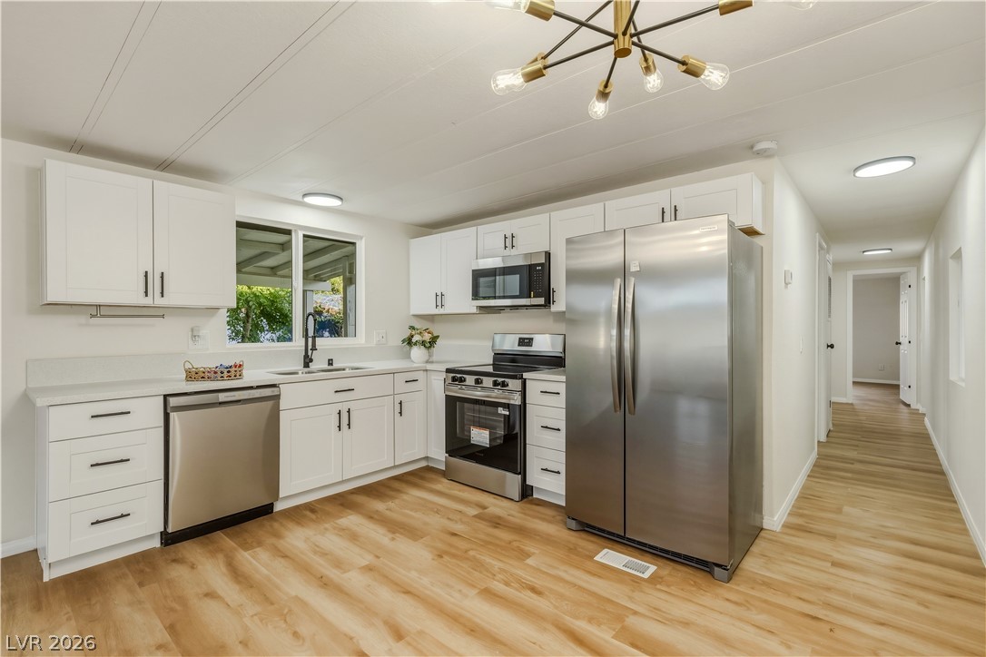 71 Vegas Valley Drive Property Photo 3
