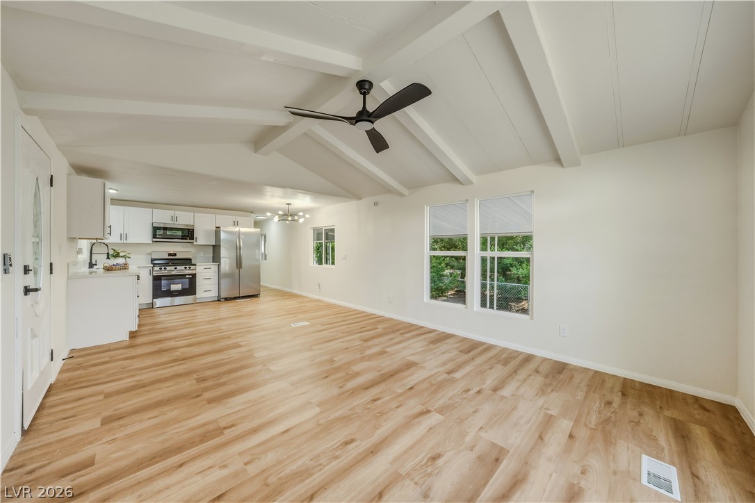 71 Vegas Valley Drive Property Photo 5