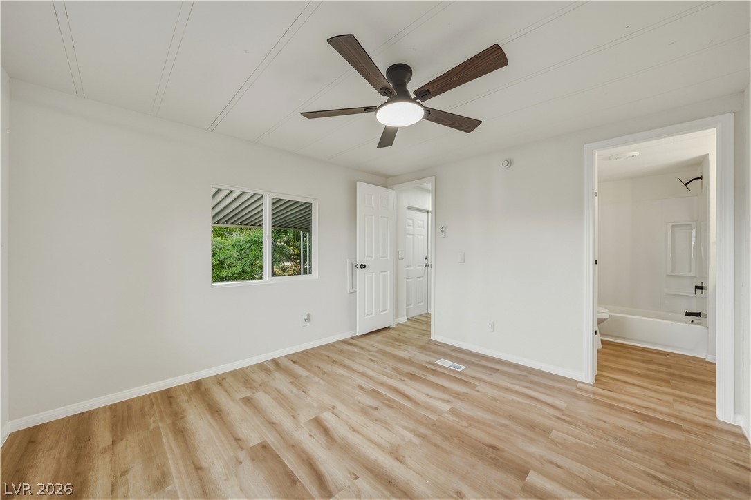 71 Vegas Valley Drive Property Photo 18