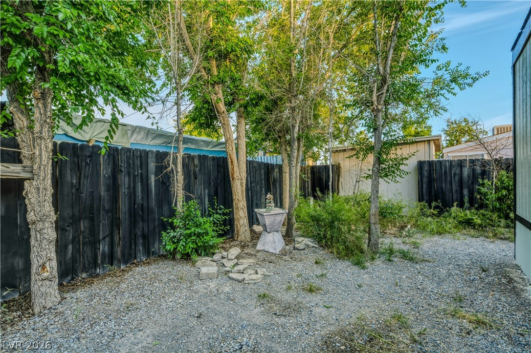 71 Vegas Valley Drive Property Photo 29
