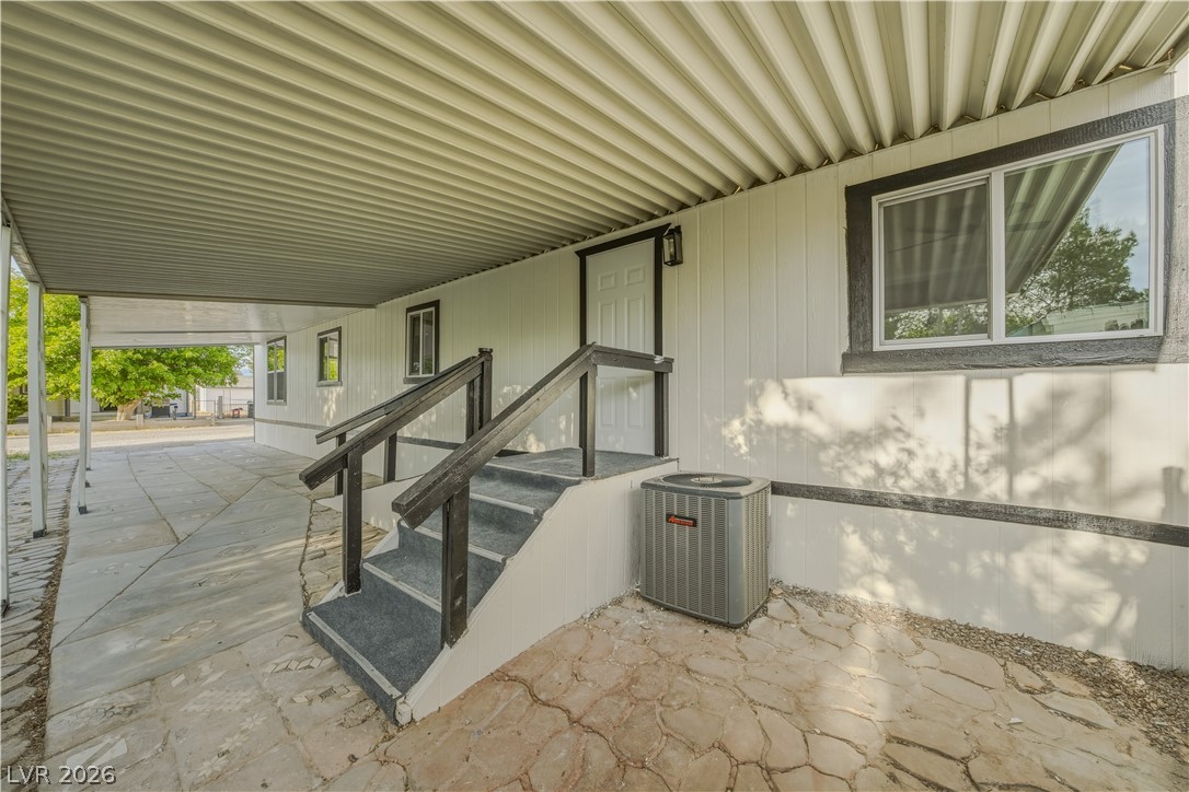 71 Vegas Valley Drive Property Photo 31