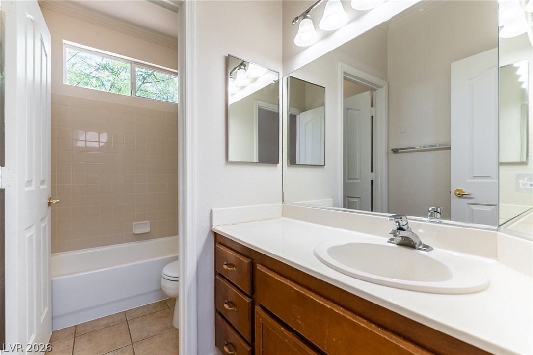 4432 Lobero Avenue Property Photo 10