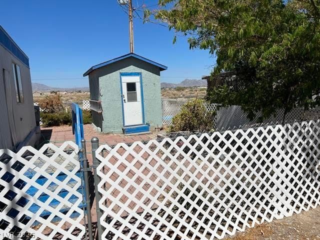 1240 South Comstock Circle Property Photo 6