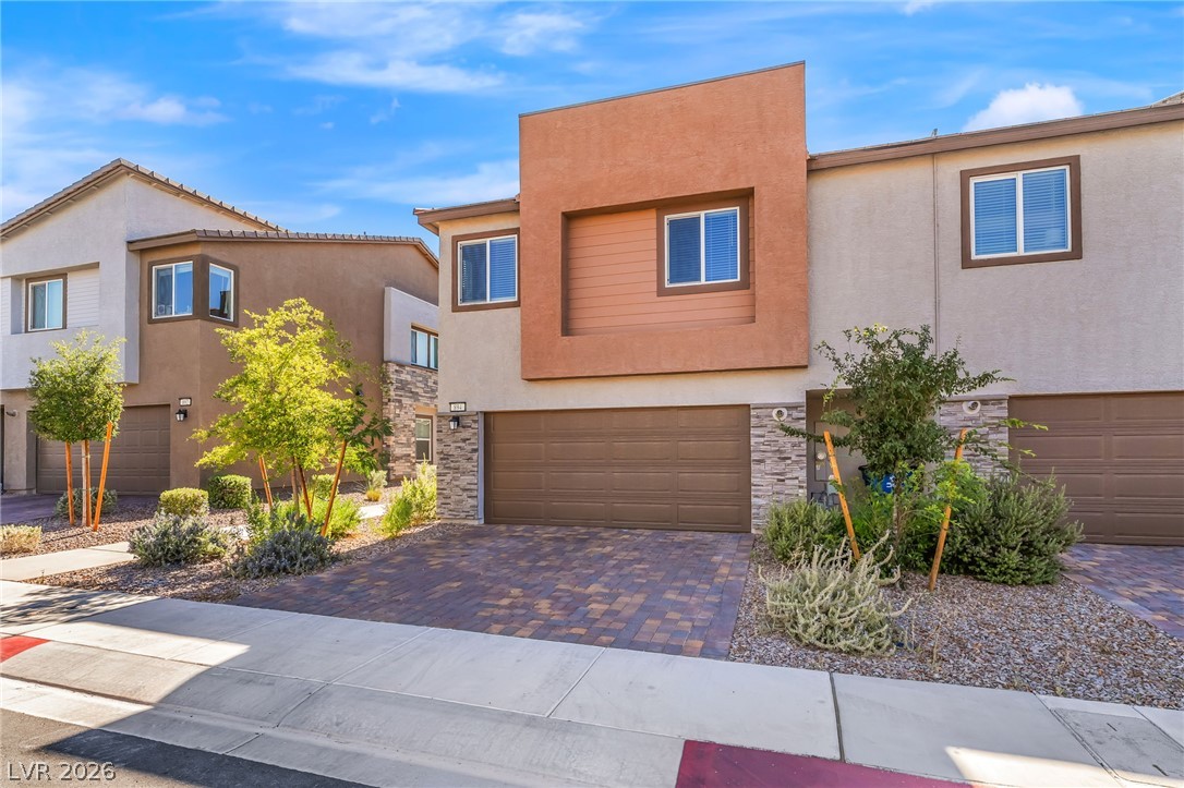 894 Cadence View Way Property Photo 4