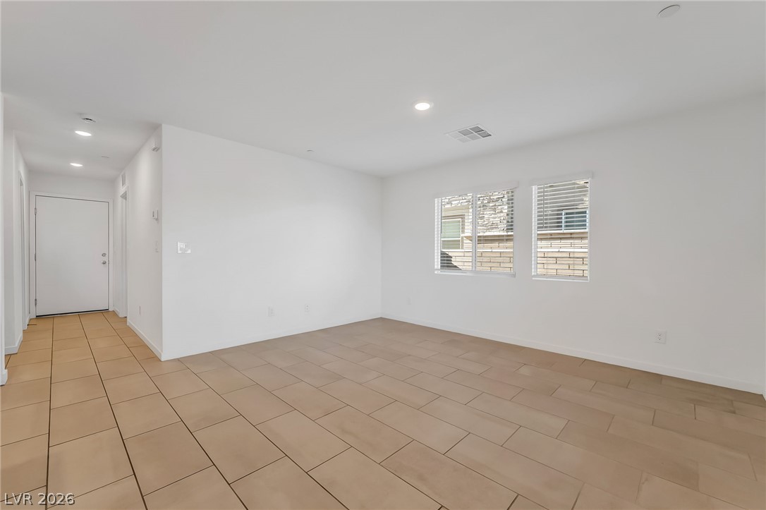 894 Cadence View Way Property Photo 5